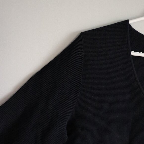 Uniqlo Men's Sz Lrg Blue V-Neck Ribbed Stretch Long Sleeve Pullover Sweater - Picture 3 of 11